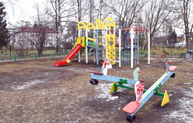 Детская игровая площадка в поселке Советский