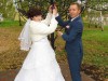 Первый свадебный замок на «дереве Любви» защёлкнули 2 октября Дмитрий и Зинаида Карпычевы