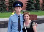 Алексей Миронов со своей мамой у кремлевских стен, места своей армейской службы