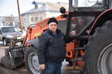 Без машиниста экскаватора Ивана Николаевича Филиппова невозможно отремонтировать ни один участок водопровода