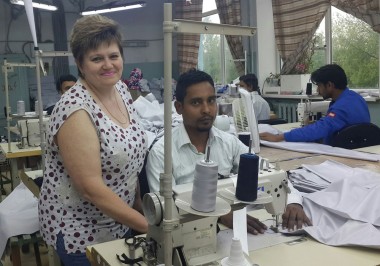 На Большемурашкинской швейной фабрике под руководством Натальи Волковой трудятся швеи-мужчины из Индии