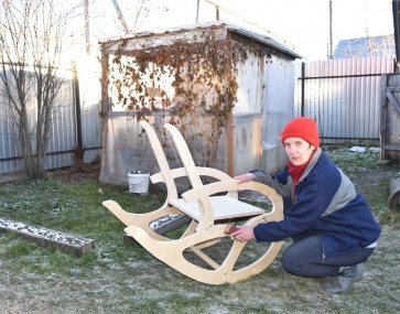 Очередной проект Марины Ивановой – кресло-качалка – совсем скоро воплотится в жизнь