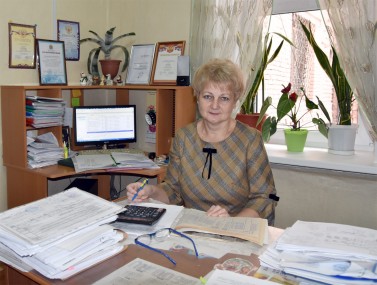 Рабочие дни бухгалтера Галины Новожиловой всегда очень насыщенные, скучать не приходится