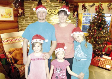 Семья Куриновых  в ожидании новогоднего волшебства