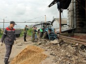 Подъезд к зерносушилке на племзаводе «Большемурашкинский» после реконструкции станет удобнее для водителей