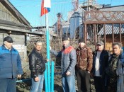 Поднять флаг начала полевых работ на племзаводе «Большемурашкинский» доверили лучшим механизаторам предприятия