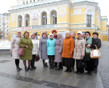 Группа пенсионеров из Большемурашкинского района в Нижнем Новгороде