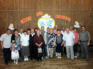 Много теплых слов и поздравлений на празднике семей в Кишкине  услышали в свой адрес самые лучшие супружеские пары села