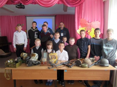 Преподаватели Нижегородского Центра защиты от ЧС провели занятия в коррекционной школе-интернате