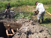 Работы по очистке родника в самом разгаре
