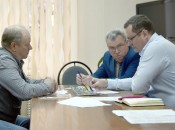 Сергей Грошев показал депутату проект памятника ветеранам-пограничникам, который планируется установить в парке Победы
