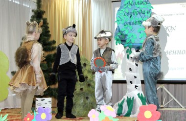 Театрализованное представление учащихся Большемурашкинской средней школы