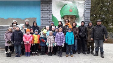 Участники акции по благоустройству села Кишкино