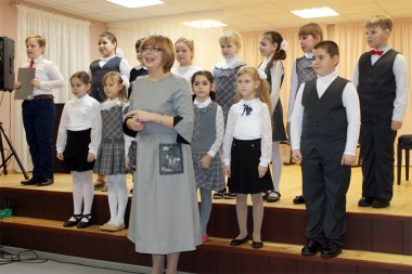 В заключение концерта директор школы Ольга Шикова пожелала всем мирного неба над головой