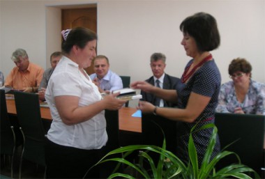 Вручение медалей «За участие во Всероссийской переписи населения 2010 года» участникам переписи