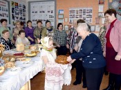 Встречать дорогих гостей хлебом-солью — исконная русская традиция
