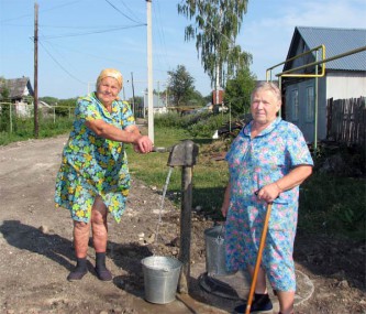 Жители улицы Слободская рады новому водопроводу