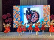 Танец «Русский самовар» в иполнении детской студии «Малышок»