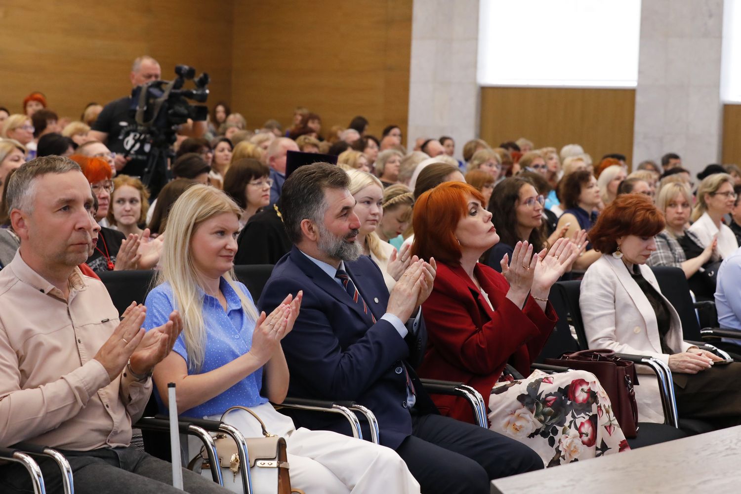 Около 30 нижегородских соцработников в преддверии профессионального  праздника получили награды за трудовые достижения