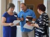 Ольга Николаевна Поршнева получает почетный знак «Заслуженный работник потребительской кооперации»