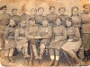 Мария Иглина(на фото — вторая слева в верхнем ряду) служила в войсках ПВО в зенитном полку, была наводчицей.