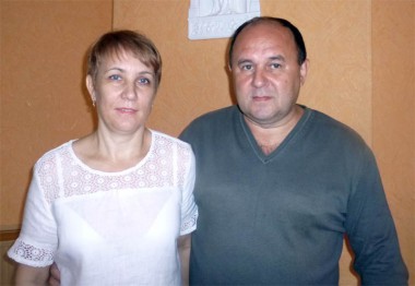 Александр и Любовь Кругловы счастливы в браке. Они сумели сохранить и пронести через 30 лет совместной жизни святость самого понятия «семья».