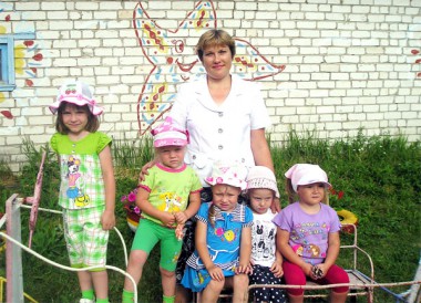 «Дети реагируют на ласку, внимание и всегда откликаются на них», — убеждена Светлана Михайловна Севаськова, воспитатель детского сада имени Крупской