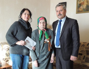 Евдокия Михайловна Расколупова из поселка Советский 20 февраля отметила свое 90-летие