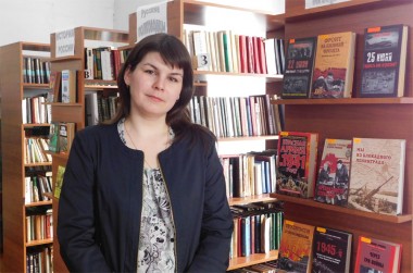 Галина Константиновна Исайчева отвечает за заполнение электронного каталога нашей библиотеки, который видит весь мир