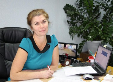 Главный бухгалтер ЦРБ Ольга Евстафьевна Орлова работает 30 лет. За это время она стала настоящим профессионалом своего дела.