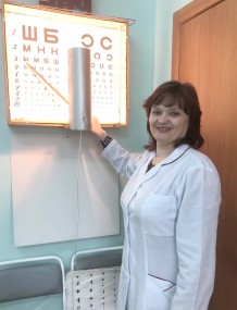Медсестра офтальмологического кабинета Ольга Бизяева считает свою профессию интересной