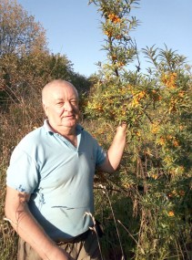 Подполковник милиции в отставке Юрий Замятнин на заслуженном отдыхе активно занимается пчеловодством