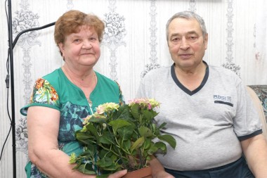 Счастливые супруги Леонтий Иванович и Нина Васильевна Золины