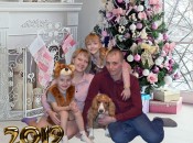 Семья Горячевых поздравляет земляков с наступающим Новым годом и Рождеством!